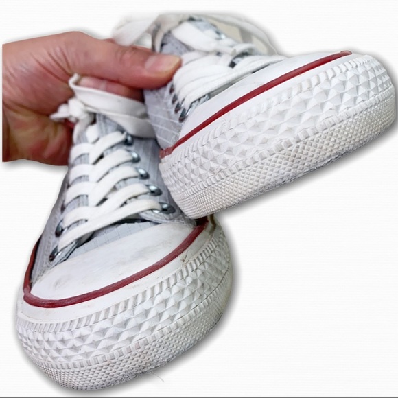 CONVERSE UNISEX CHUCK TAYLOR MADISON SNEAKER - Picture 4 of 15